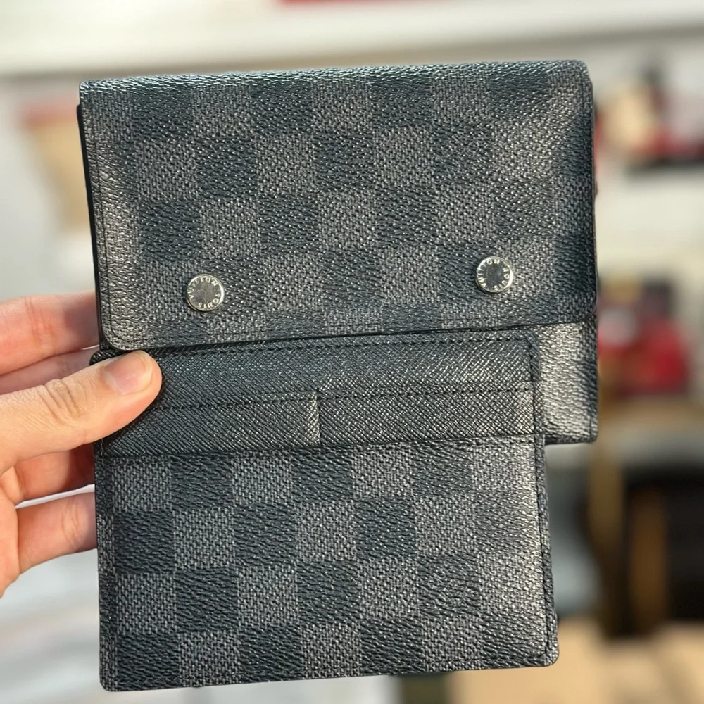 LV Damier Graphite Wallet with Card Holder